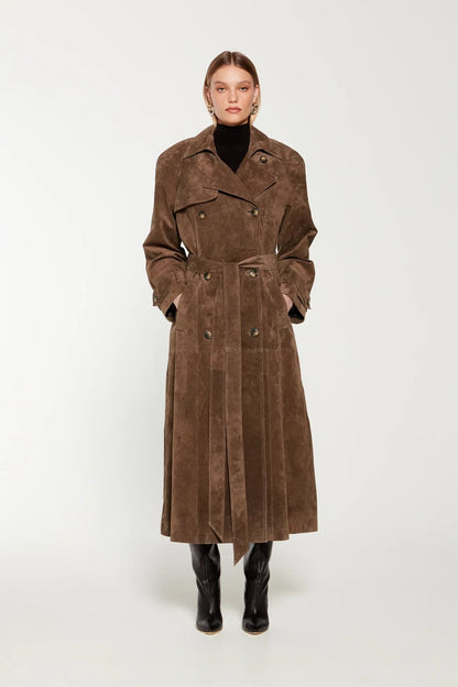 TRENCHCOAT EN PIEL DE ANTE
